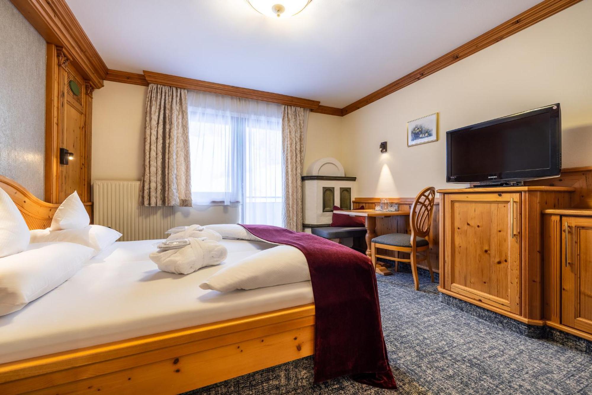 Hotel Alpenrose ツァウヘンゼー エクステリア 写真