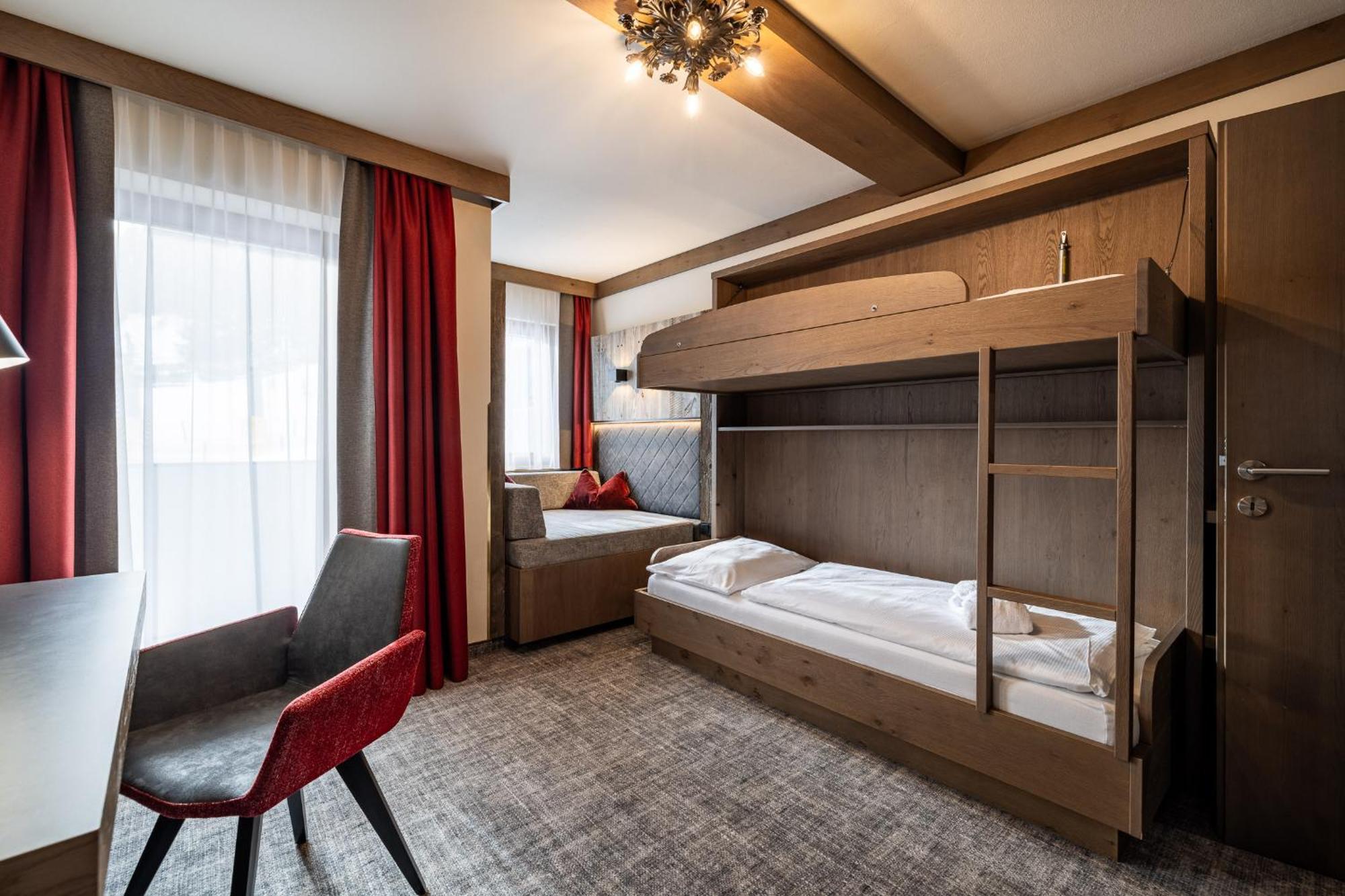 Hotel Alpenrose ツァウヘンゼー エクステリア 写真
