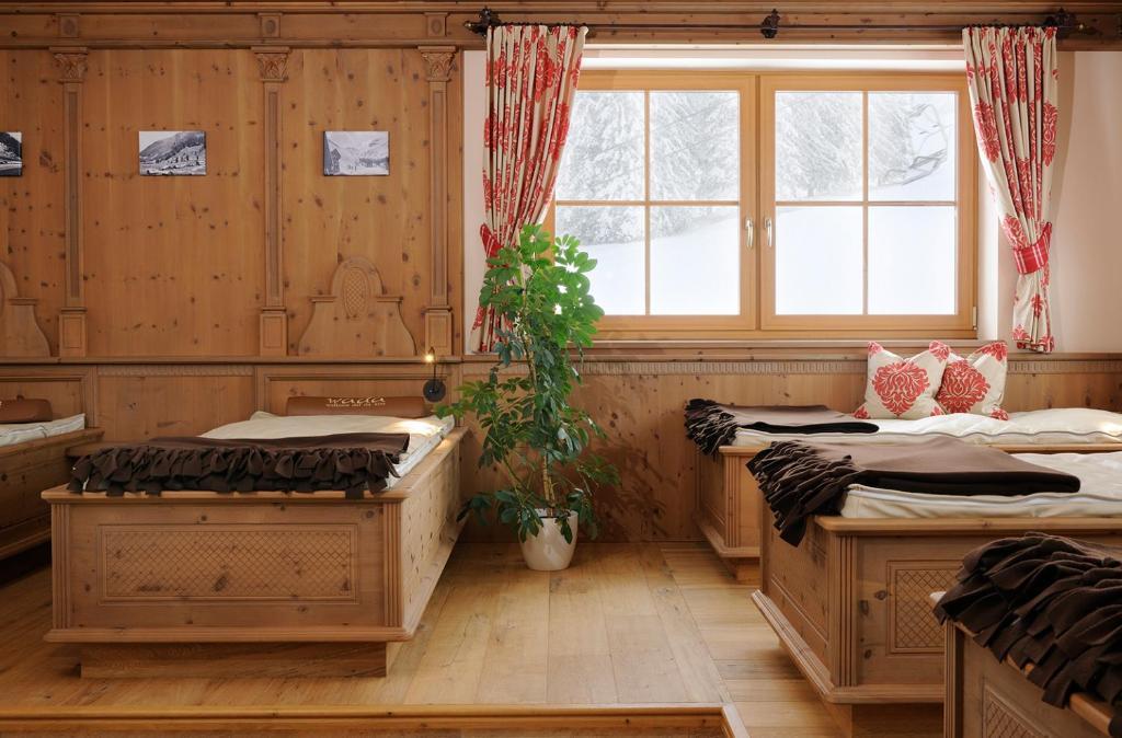 Hotel Alpenrose ツァウヘンゼー エクステリア 写真