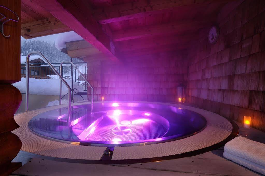Hotel Alpenrose ツァウヘンゼー エクステリア 写真
